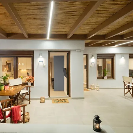 Blue Coast Garden Apartments-3