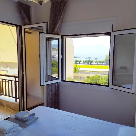 Amazing Apartment Next To The Sea!-2