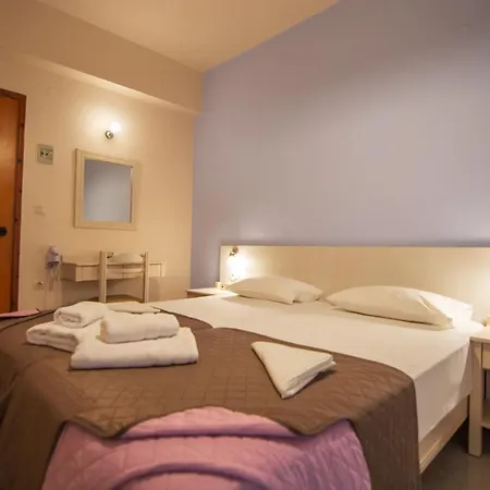 Scorpios Family Rooms-3