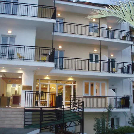 Haris Apartments-3