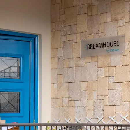 The Dreamhouses By The Lake-2
