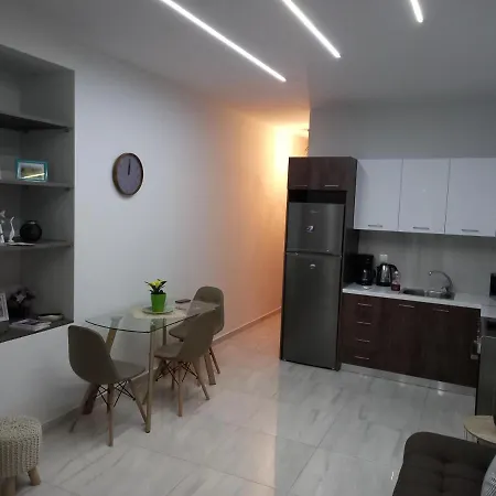 Modern Apartment In The Center Of Heraklion A-3