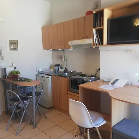 Maria'S Studio No2 In Heraklion-2