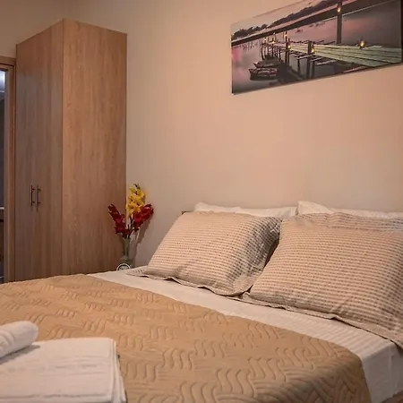 Erato Studio, Walking Distance To The Beach-3
