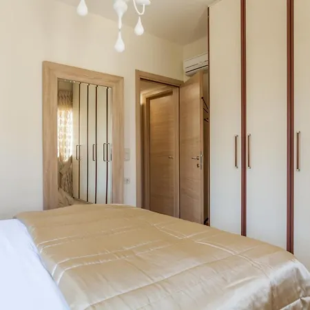 Stylish & Luxury Apartment - Self Check In - Free Parking-2