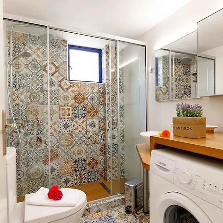 Lily'S Cottage, Secluded, Sea View Villa With Private Pool And Gardens. 1062101-3