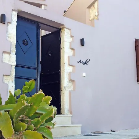 Ariadne Luxury Home-3