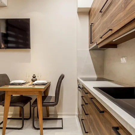 Athena Apartment-3