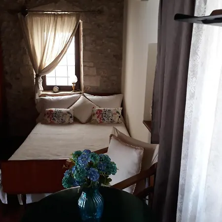 Koutouloufari Cosy Cretan Cottage-2