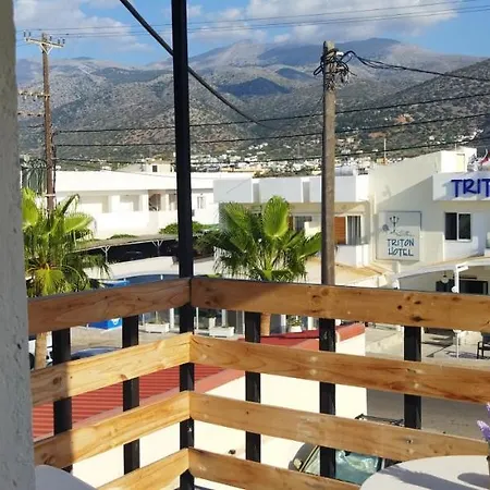 Cleo Rooms 250M From The Beach-3