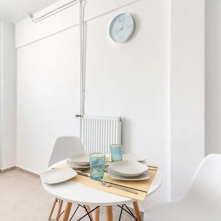 Brand New Studio Near Downtown-3