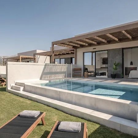 Aku Suites With Private Pools-3