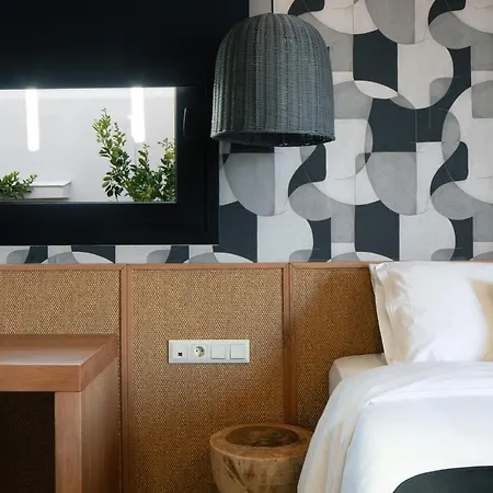 Chapter 02 Gallery Suites-2