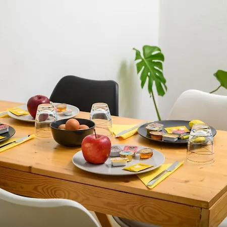 Crops Suites-3