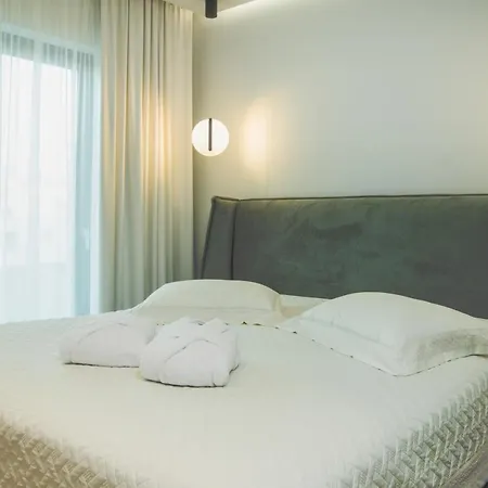 Celine Luxury Apartments & Suites-3