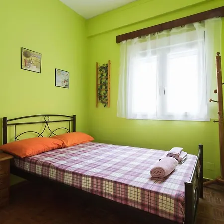 Lovely Small Apartment At Heraklion Center-3