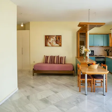 Daisy Hotel Apartments-3