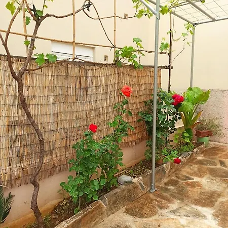 Giorgos Studio-2