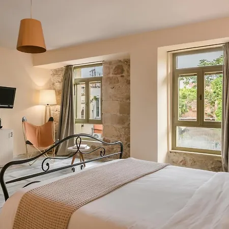 Fileas Art Hotel-3