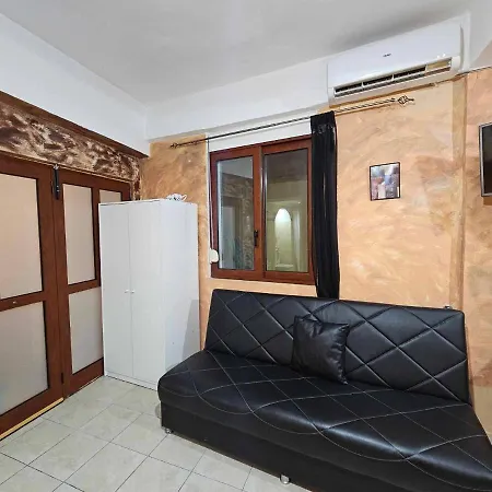George'S Guest House-3