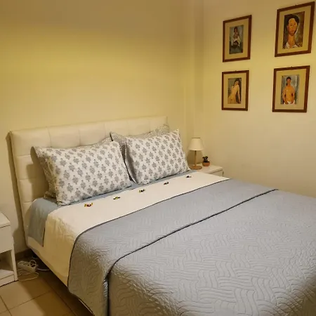 City Center Cozy Nido Apartment-2
