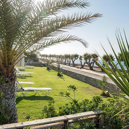 Maritimo Beach Hotel-3