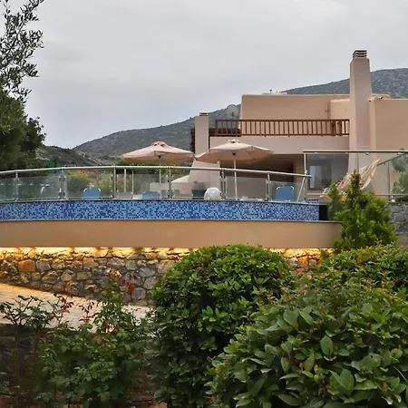 Ida Villa-3