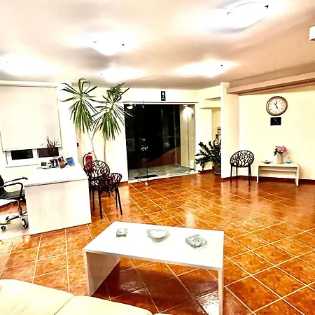 Iolkos Hotel Apartments-3