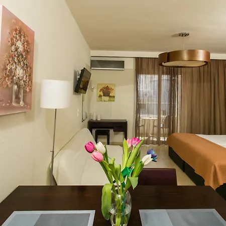 Cosmos Hotel-3