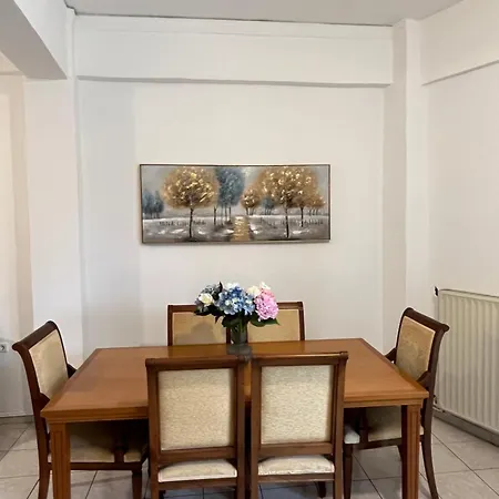 Hermanos City Apartment'S-2