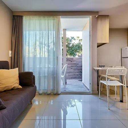 Dorian Boutique Hotel-Apartments-2