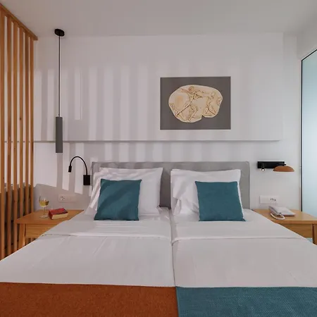 Anissa Beach Hotel-3