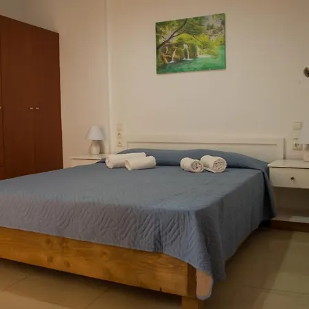 Sun Βy Τhe Sea 100M From The Beach-3