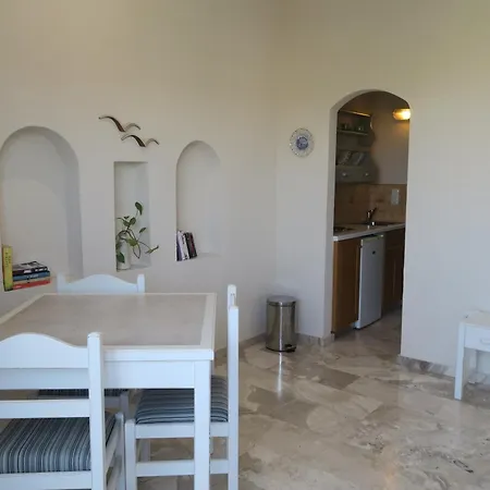 Maria Suites-3
