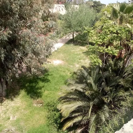 Venetian Garden-3