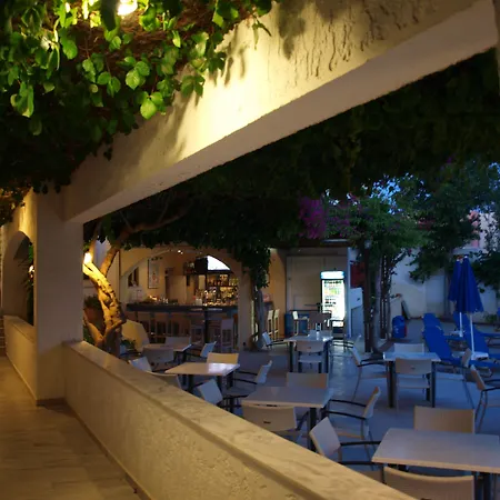Apollon Hotel Apartments-2