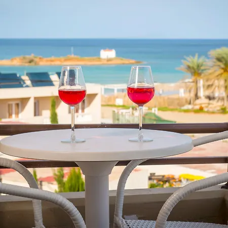Primavera Beach Hotel Studios & Apartments-2