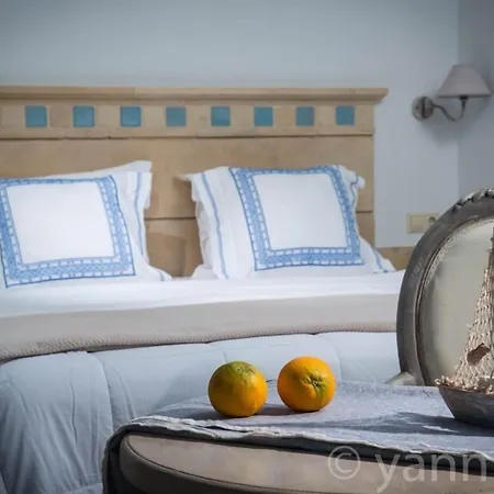 Pyrgos Blue-2