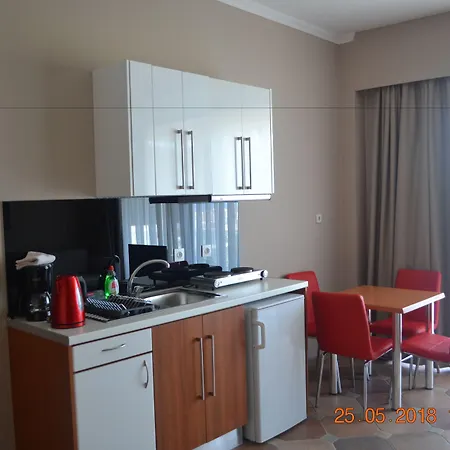 Icarus Hotel-3