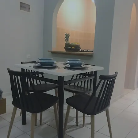 George Deluxe Apartments-3