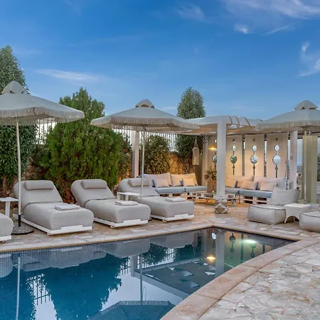 Azzuro Villa With Private Pool By Estia-2