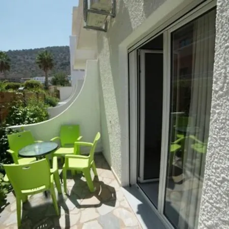 Villa Stella Apartments By Estia-2