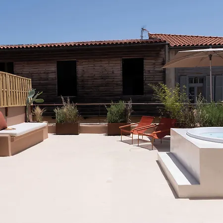 Qualia Slowlife Suites-2
