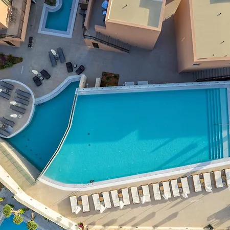 Hotel Pyriá-3
