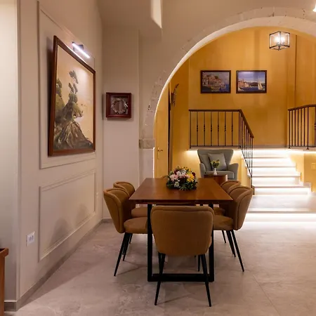 Captain'S House Hotel Suites & Apartments-3