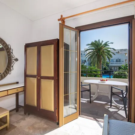 Castle Suites Hotel-3