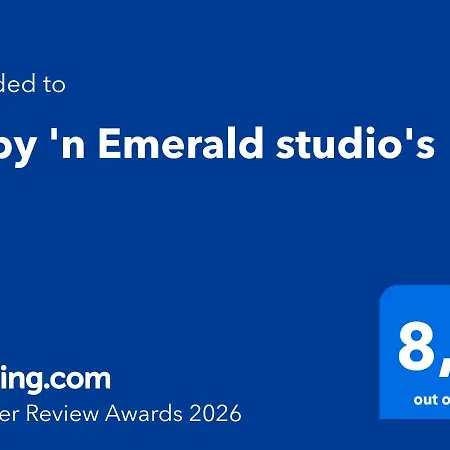 Ruby 'N Emerald Studio'S-2