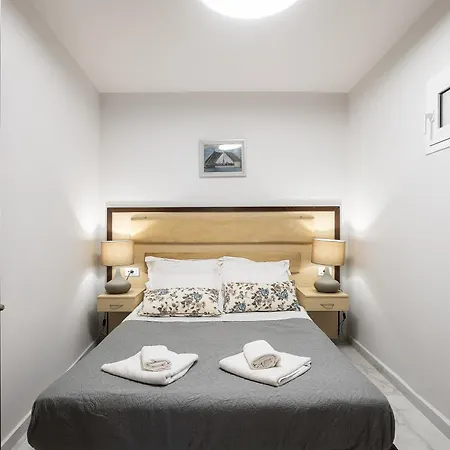 Akrogiali Apartments-2