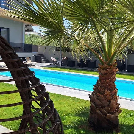 Luana Monte Apartments-2