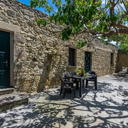 Petrakis Cretan Homes-3